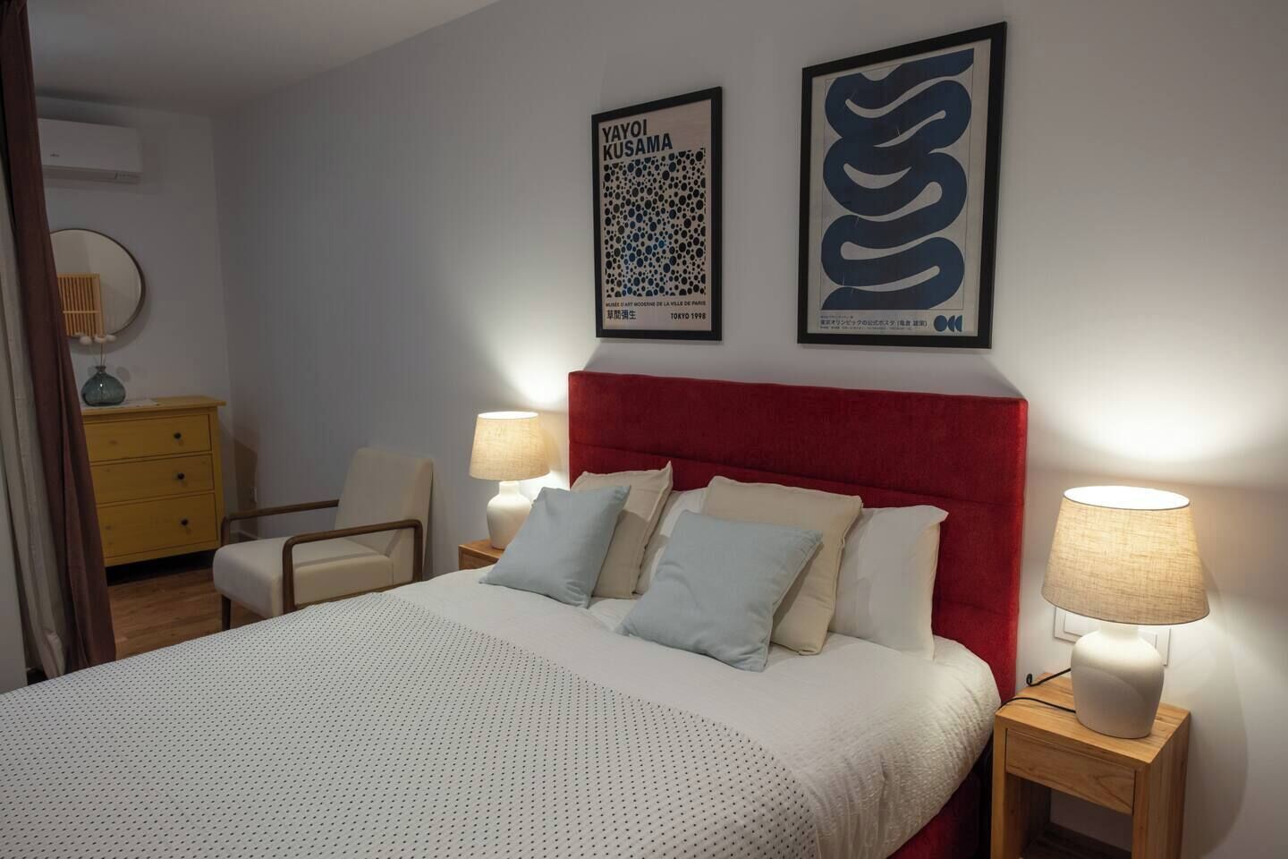 1 bedroom, iron/ironing board, travel crib, WiFi