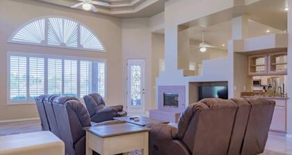 Red Mountain Golf Course Home with Pool/spa heater