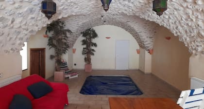 Diois house with terrace, large room with heated SPA, air conditioning