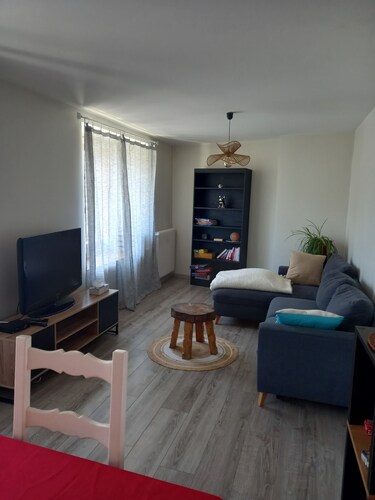 Location petite maison en Lozère proche lac de Naussac 
Animaux acceptés