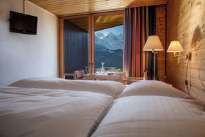 Desk, free WiFi, bed sheets - Hotel Panorama (Hasliberg)