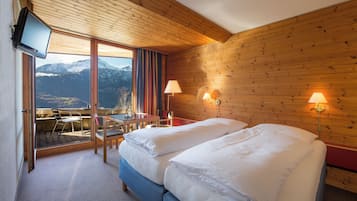 Standard Double or Twin Room, Balcony, Mountain View