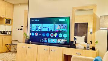 1 bedroom, iron/ironing board, WiFi