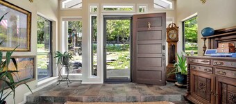 Beaver Lake Oasis | Backyard Lake Access | 6 beds