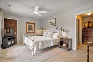 3 chambres, fer et planche à repasser, Wi-Fi, draps fournis