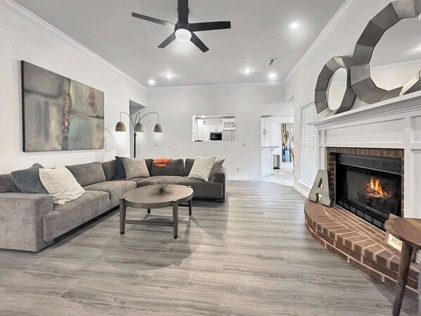 TV, fireplace, offices