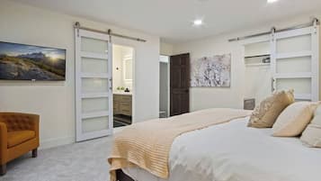 4 soverom, strykejern/-brett, wi-fi (inkludert) og sengetøy