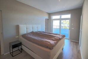 Luxury Apartment, Balcony | Desk, iron/ironing board, free WiFi - Hofsbót Luxury apartment (Akureyri)
