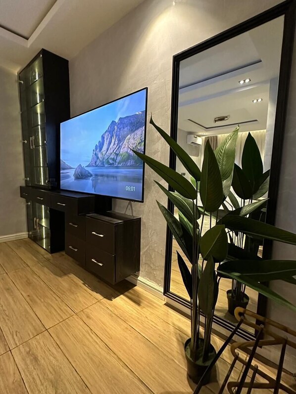 Classic Single Room, City View