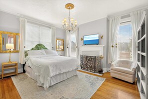 20 bedrooms, iron/ironing board, free WiFi, bed sheets