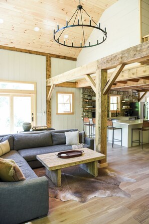 Televisión, chimenea