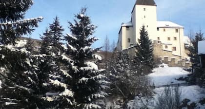 The Burg Boutique - Apartment Hirsch