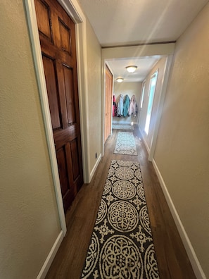 Interior - Fishing 2 bedroom cabin on Rainy Lake (International Falls)