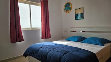 3 Schlafzimmer, Zimmersafe, Bügeleisen/Bügelbrett, Reisekinderbett