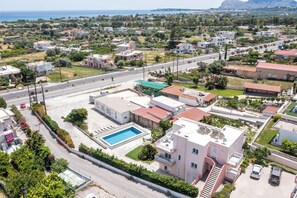 Exterior - Newly furnished apartment with outdoor pool and absolute sea view! (Afandou)