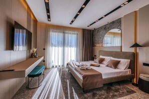 3 habitaciones, cunas gratuitas y ropa de cama