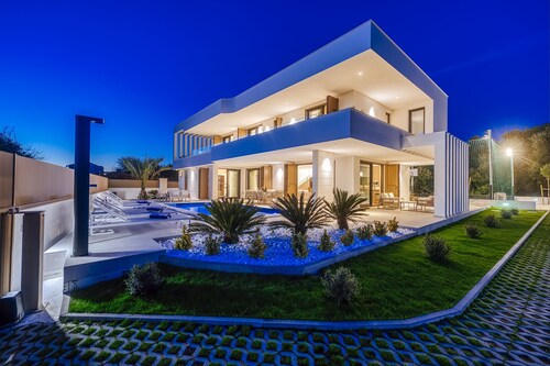 Villa Javori Zadarvillas