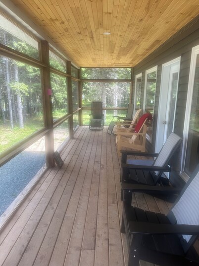Waterfront Cottage on the Renous River, near the Main Southwest Miramichi River.