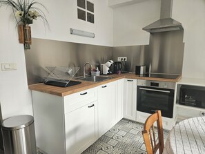 Microondas, horno y parrilla de estufa 