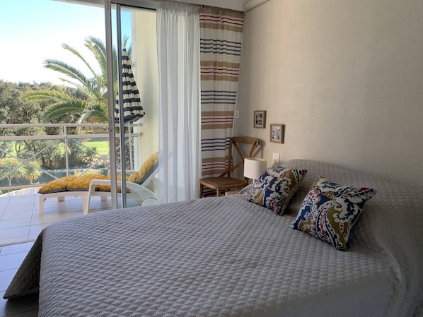 2 bedrooms