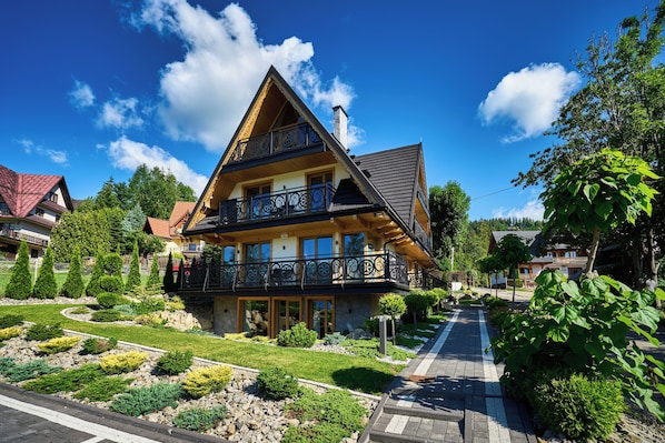 Front of property - Willa Wojdyłówka (Koscielisko)