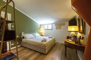 1 chambre, fer et planche à repasser, Wi-Fi gratuit, draps fournis