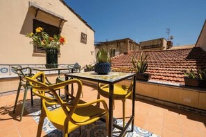 Outdoor dining - Royal House Palermo Suite - Penthouse Apartment (Palermo)