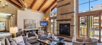 Landmark Vail - Charming Condo for 8 with Resort-style Amenities
