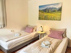 10 bedrooms, free WiFi