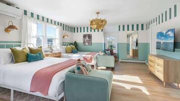5 slaapkamers, een bureau, een strijkplank/strijkijzer, reisbedje