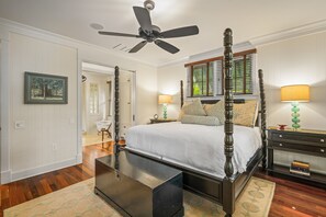 3 bedrooms, desk, iron/ironing board, free WiFi - Spacious 3 Bed Cottage w AC, BBQ, Firepit (Koloa)