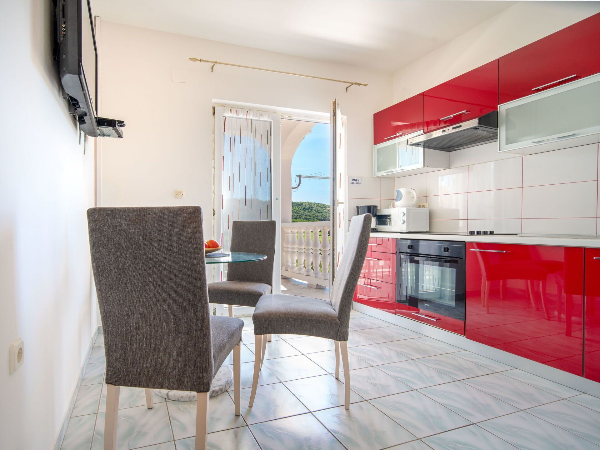 Furniture, Flooring, Interior Design, Wood, Kitchen & Dining Room Table, Floor, Chair, Table, Dining Room, Ceiling