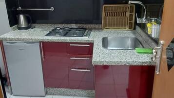 Micro-ondes, plaque de cuisson