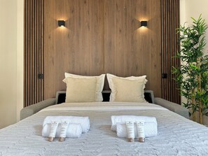 Comfort Studio, Garden View | Iron/ironing board, travel cot, free WiFi, bed sheets - 1607 Brancion (Paris)