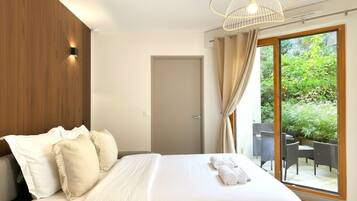 Estudio Confort, vistas al jardín | Zona de estar | Una Smart TV