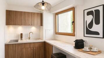 Comfort Studio, Garden View | Private kitchen | Mini-fridge, espresso maker, electric kettle, toaster