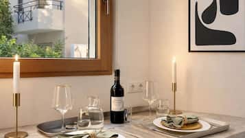 Comfort-studiolejlighed - udsigt til have | Privat køkken | Minikøleskab, espressomaskine, elkedel, brødrister