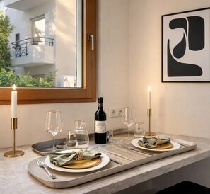 Studio Confort, vue sur le jardin | Cuisine privée | Mini-réfrigérateur, cafétière à espresso, bouilloire électrique