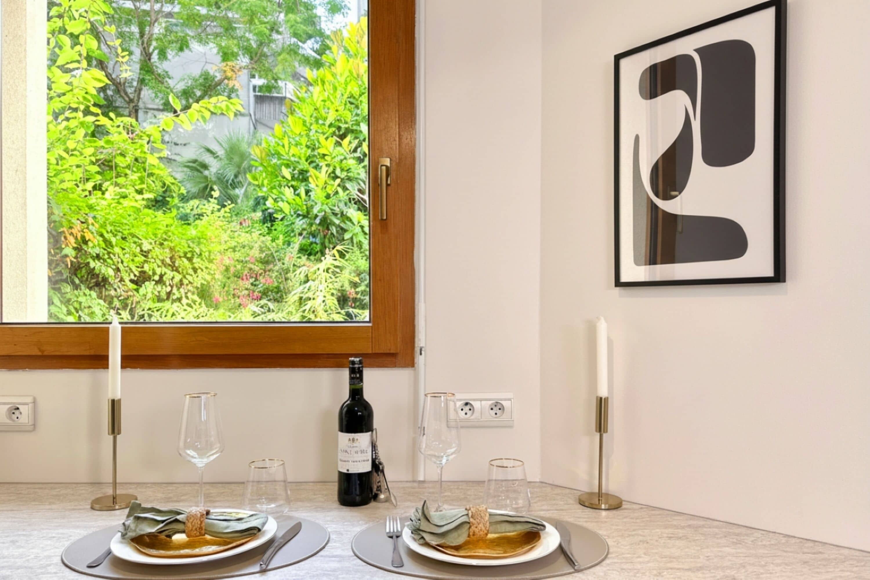 Estudio Confort, vistas al jardín | Cocina privada | Frigorífico pequeño, máquina de café espresso y hervidor eléctrico