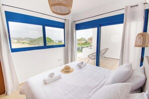 3 bedrooms, soundproofing, iron/ironing board, free WiFi