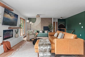 Smart-TV, peis, videospill og fotballspill