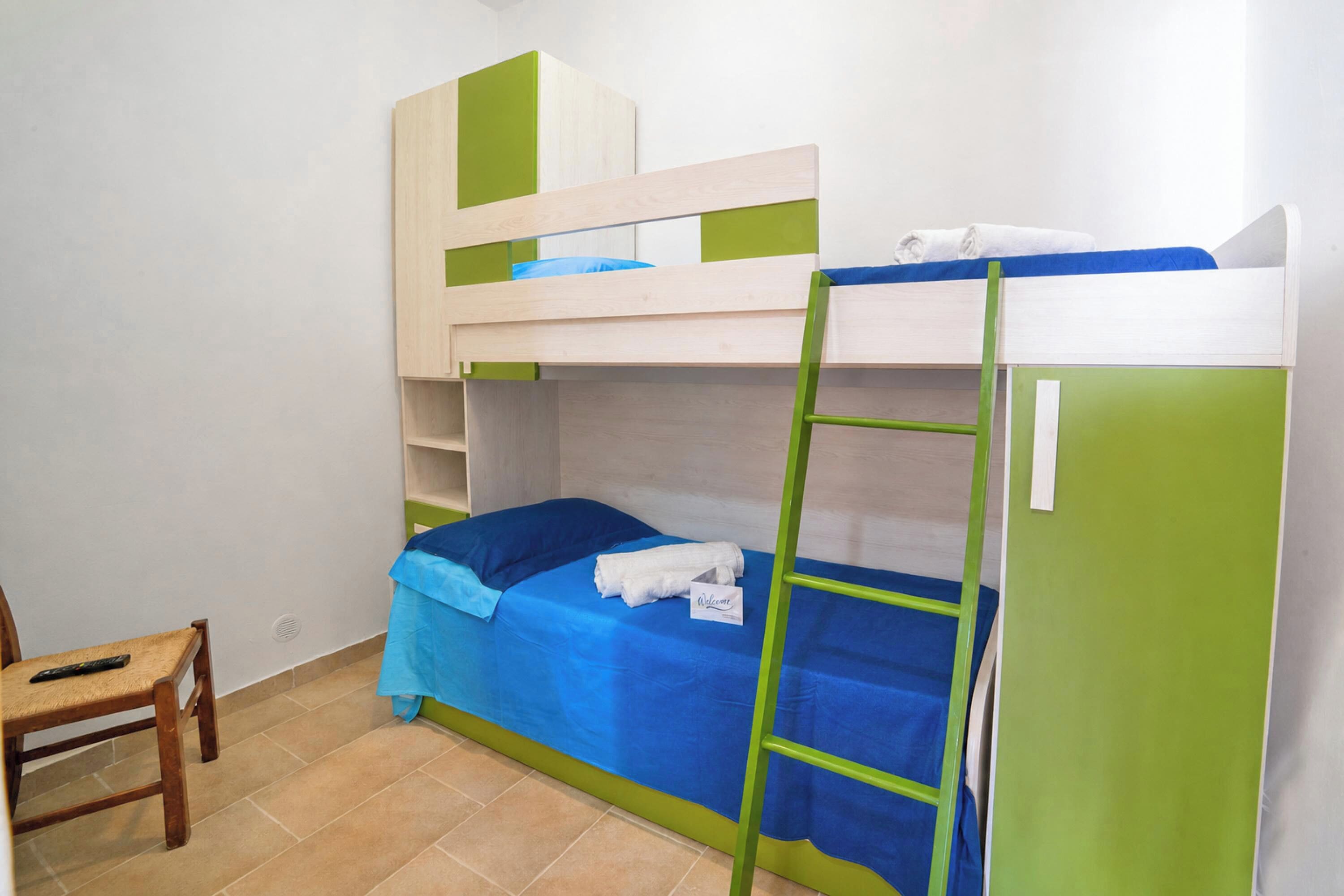 Perhehuvila, 2 makuuhuonetta, 2 kylpyhuonetta, meren rannalla (Villa Benedetta 50m from Beach) | 2 makuuhuonetta, Wi-Fi