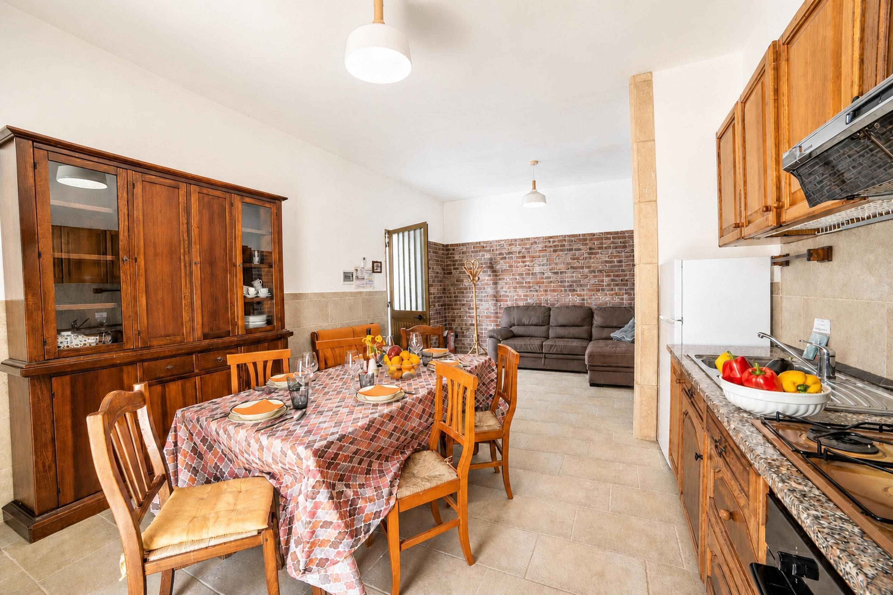 Vila família, 2 quartos, 2 banheiros, de frente para o mar (Villa Benedetta 50m from Beach) | Opções para refeição