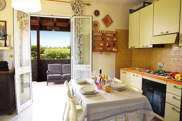 Family Apartment, Multiple Bedrooms (Eurovillage apartment - Pool) | Private kitchen
