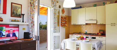 Family Apartment, Multiple Bedrooms (Eurovillage apartment - Pool) | Dining