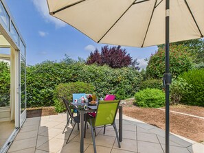 Outdoor dining - Pretty house for 4 people with garden (Saint-Vincent-sur-Jard)