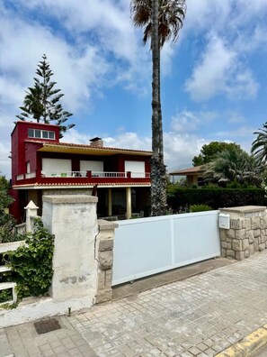 Villa, 5 habitaciones, alberca privada, vista al jardín | Exterior