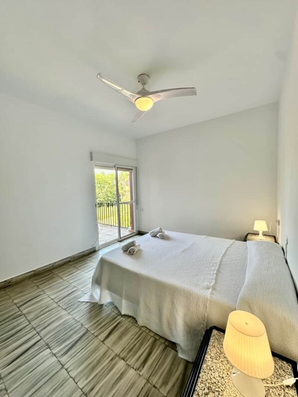 5 bedrooms
