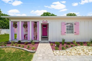 Interior entrance - Beach House - Pink Prerogative by PHG (Panama City Beach)