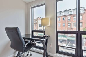 Interior - Chic North End Escape Near Waterfront (Boston, MA)